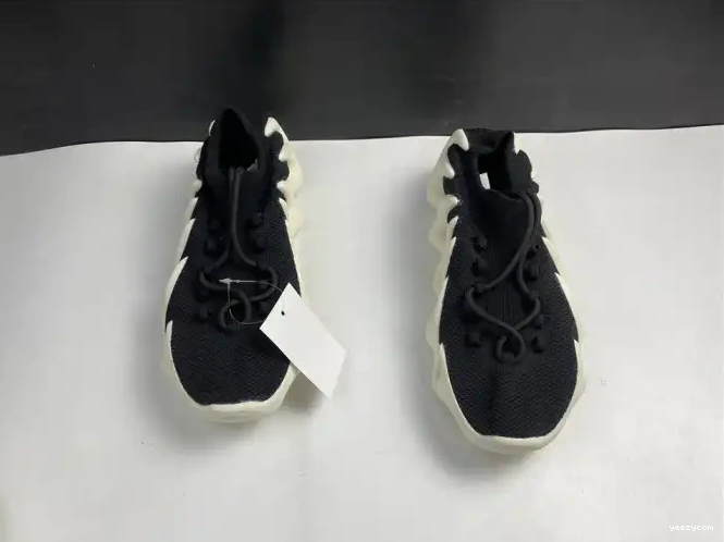 Adidas 450 Yeezy H68049 Cloud Black 0706